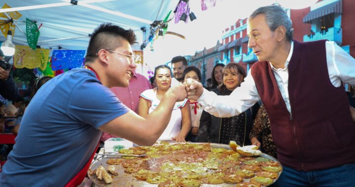 Asiste Pepe Chedraui a la inauguración del Festival de la Chalupa en El Carmen