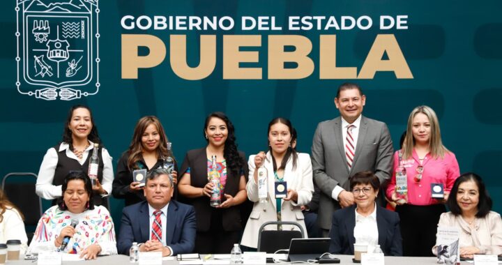 Reconoce Gobierno del Estado a mujeres mezcaleras galardonadas en Bruselas