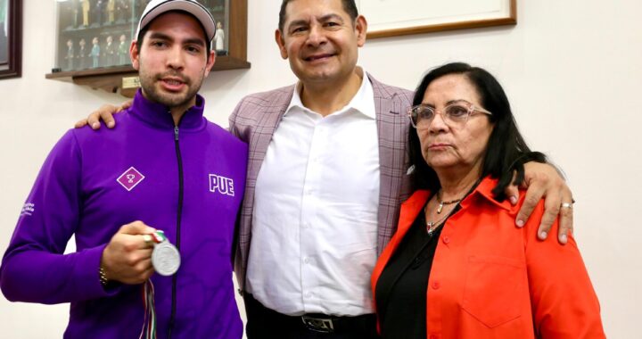 Duplica Gobierno de Puebla apoyo económico a medallistas del estado